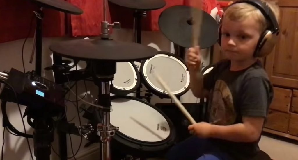 little, kid, boy, drum, drumsticks, music, rock, metal, performance, amazing, talented, drumming, impressive, inbelievable,