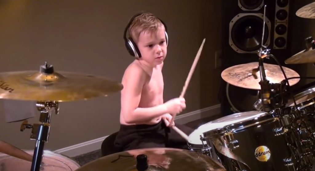 talent, gift, kid, drum, drummer, song, rock, performance, youtube, views, internet, little, amazing, impressive, professional,