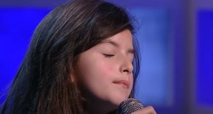 singer, talent, show, amazing, little, girl, famous, crowd, audience, performance, guitar, amazing, talented, gifted, inbelievable,