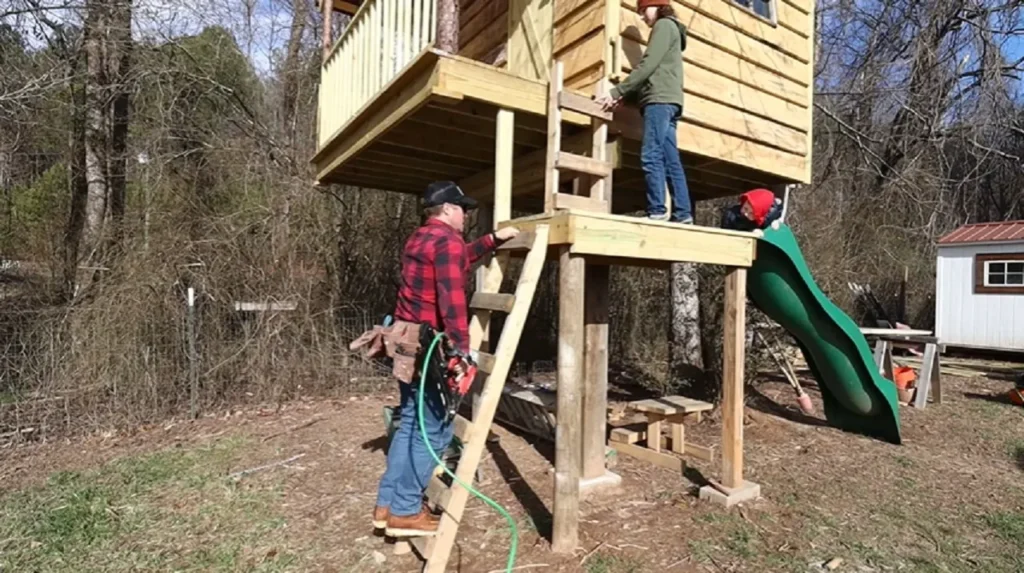 treehouse, DIY, building, plans, cedar, siding, outdoor, construction, woodworking, backyard