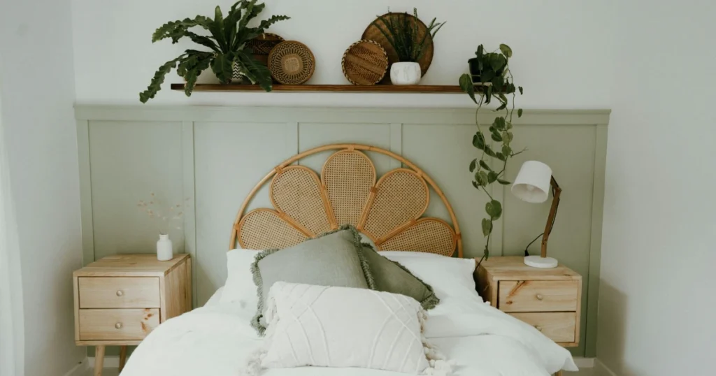 bedroom makeover, small space, DIY decor, cozy bedroom, interior design, room decor, home improvement, budget friendly, styling tips, bedroom ideas