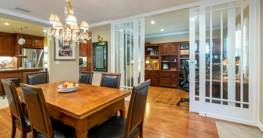 dining room, design, home decor, table, lighting, centerpiece, interior design, decor tips, furniture, style

