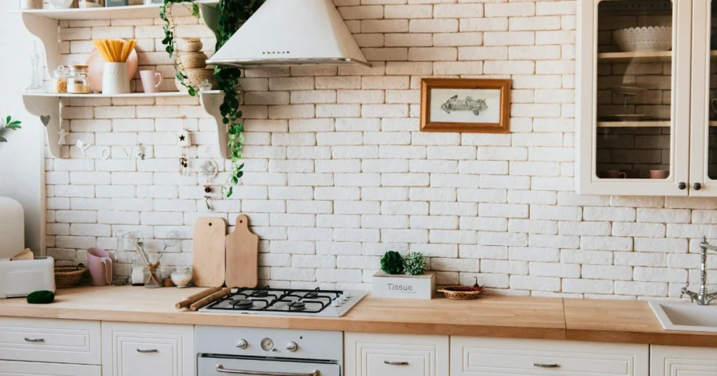 kitchen tools, cooking, beginners, gadgets, essential, knife, mixer, blender, sous vide, jars