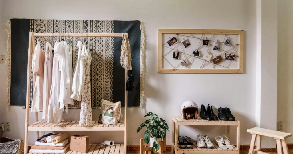 rainy day boredom busters,indoor activities for kids,fun indoor games for children,rainy day hacks,kids indoor entertainment,creative rainy day ideas,keeping kids busy indoors,home activities for kids,indoor play ideas,rainy day fun for families