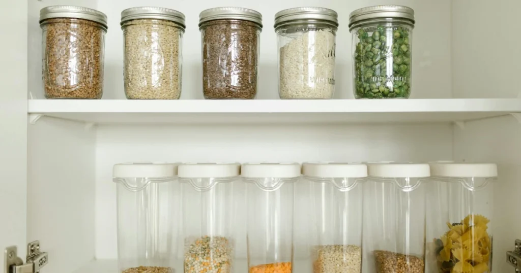 can organization, kitchen storage ideas, pantry organization tips, wire rack can hack