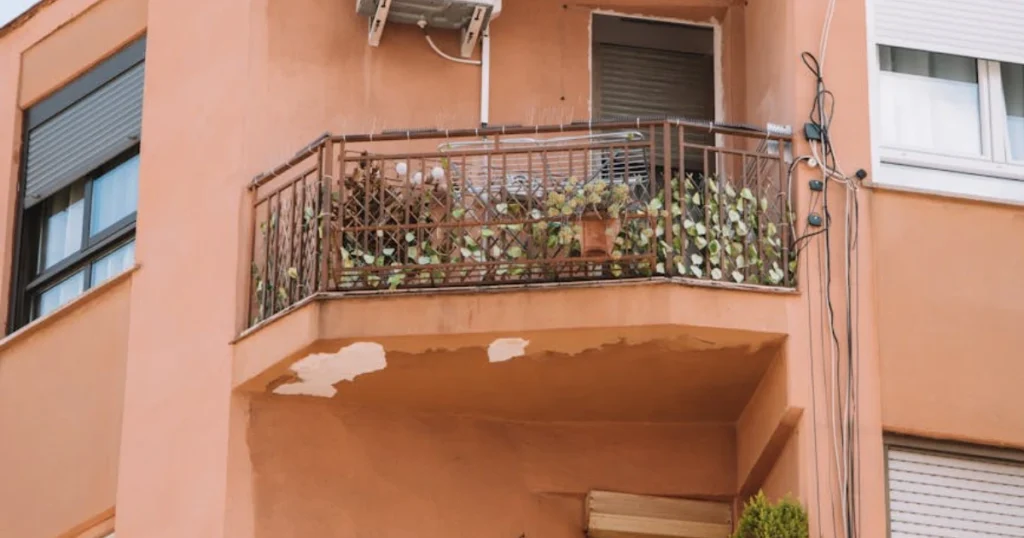 balcony garden, apartment garden, balcony makeover, small space gardening, plant design