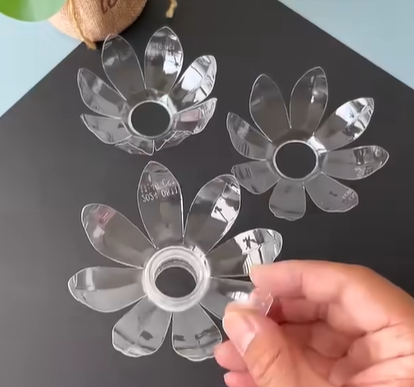 lotus lantern, Mid-Autumn Festival craft, DIY lantern, plastic bottle craft, upcycled crafts