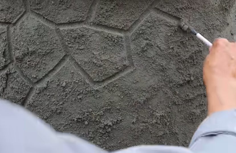 outdoor water fountain, creative aquarium, cement fountain, DIY garden project, brick water feature